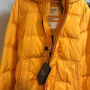 New Abercrombie men’s large size hooded jacket